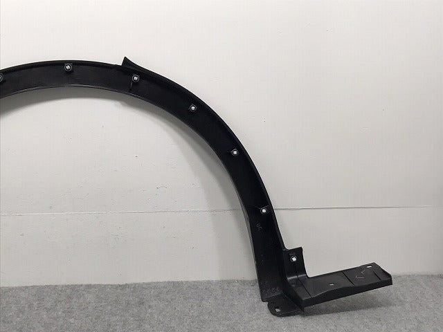 新車取り外し!クラウン/クロスオーバー TZSH35/AZSH35 純正 左リア フェンダーアーチモール/オーバーフェンダー 75606-30210 素地 トヨタ(127029)