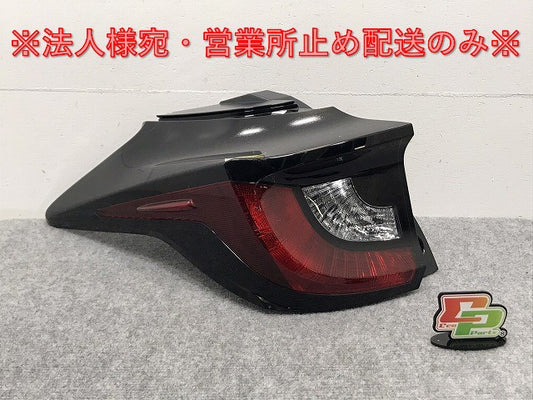 ヤリス KSP210 MXPA10/MXPA15 MXPH10/MXPH15 純正 左 テールランプ/ライト/レンズ LED 刻印2L KOITO K0-9 81561-K0010 トヨタ(127304)