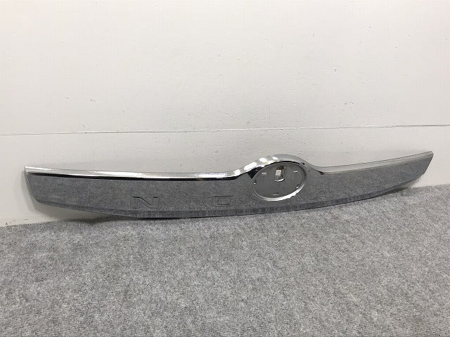 ノア NOAH/80系/ZRR80G/85G/80W/85W/ZWR80G 純正 前期 リアガーニッシュ/フィニッシャー 76811-28280/76801-28480 メッキ トヨタ(127312)