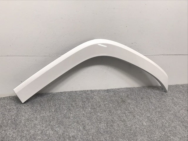 新車取り外し!ランドクルーザー/ランクル FJA300W/VJA300W 純正 左リア クォーター/オーバーフェンダー/フェンダーアーチモール 75606-60120 090 トヨタ(127342)