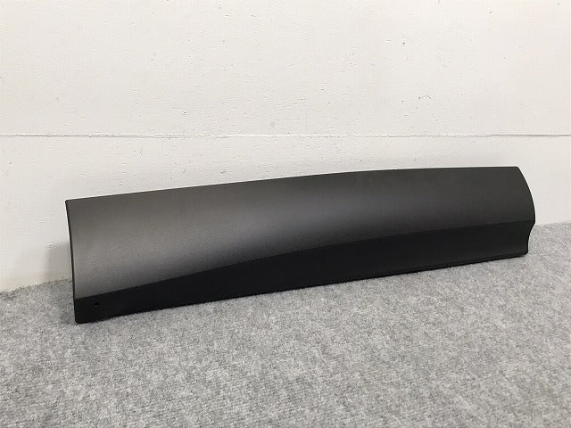 新車取り外し!クラウン/クロスオーバー TZSH35/AZSH35 純正 右リアドア サイドパネル アンダーパネル 75077-30030 素地 トヨタ(127357)