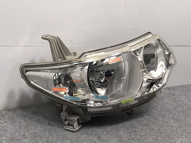 タント カスタム L375S/L385S 純正 右 ヘッドライト キセノン HID