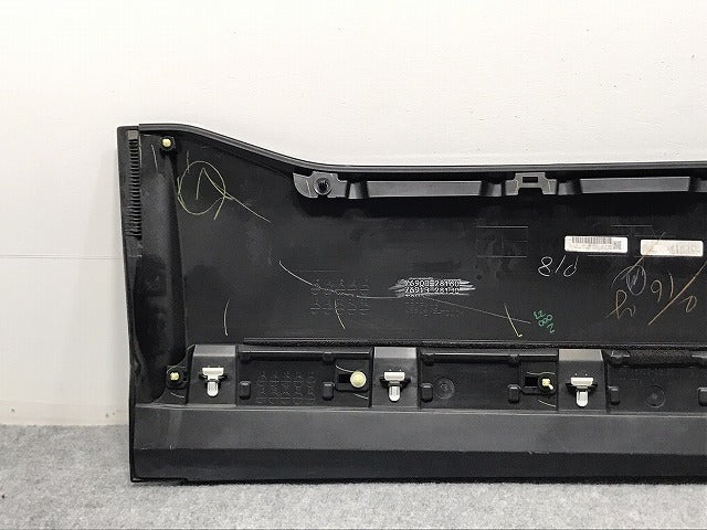 ヴォクシー/ノア/Si/ZS 80系/ZRR80W/ZRR85W 純正 右フロントドア サイドパネル/マッドガード 76903-28160/76913-28130 ブラック 202(127484)