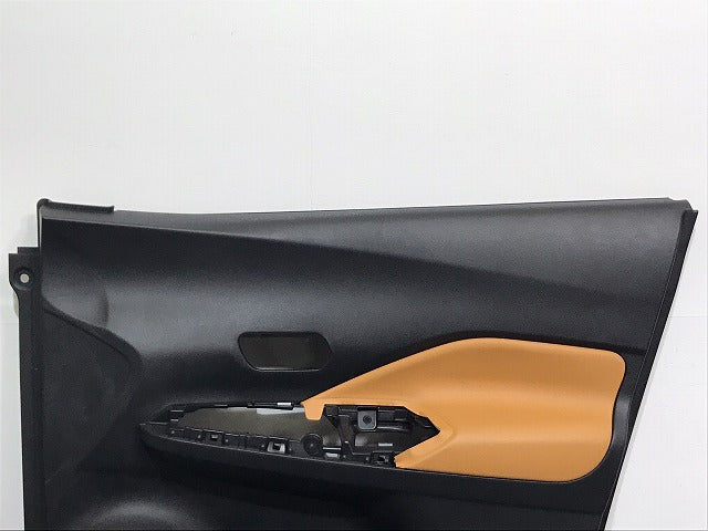 新品!キックス/KICKS P15 純正 右フロント ドア内張り/トリム 80900 5RY0A 80900-5RY1A 日産(127509)