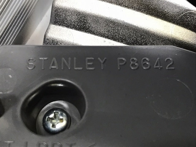 フーガ Y51/KNY51/KY51/HY51 純正 前期 右 テールランプ/フィニッシャーランプ/ライト/レンズ ハロゲン STANLEY P8642 日産(127581)