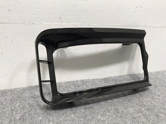 新品!スーパーグレート 初代/1996-2007 純正 右 フロント ヘッドライトベゼル/トリム/ガーニッシュ MK486777 未塗装 三菱ふそう(127726)