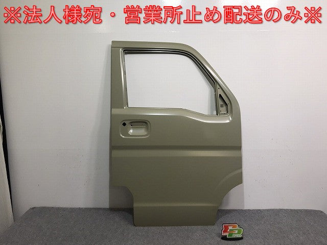 新品!エブリィワゴン/NV100クリッパーリオ/スクラムワゴン/タウンボックス DA17W/DR/DG/DS 純正 右フロントドア 68001-64P01-000(127757)