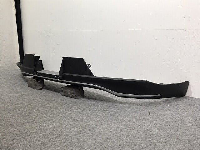 新車取り外し!クラウン クロスオーバー TZSH35/AZSH35 純正 リア スポイラー アンダースポイラー リアディフューザー 52169-30320/30 素地 トヨタ(127788)