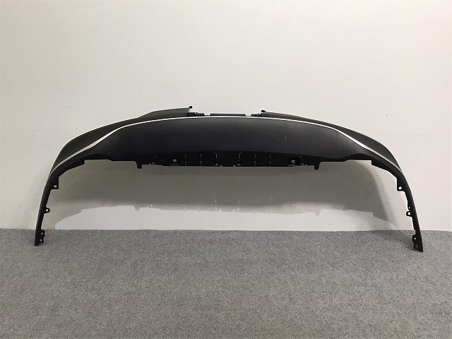 新車取り外し!クラウン クロスオーバー TZSH35/AZSH35 純正 リア スポイラー アンダースポイラー リアディフューザー 52169-30320/30 素地 トヨタ(127788)