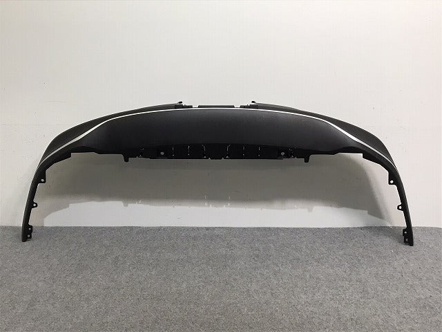 新車取り外し!クラウン クロスオーバー TZSH35/AZSH35 純正 リア スポイラー/アンダースポイラー/ディフューザー 52169-30320/30 素地 トヨタ(127789)