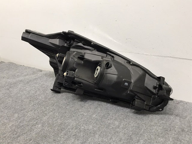シエンタ 170系/NHP170G/NSP170G/NSP172G/NCP175G 純正 前期 左 ヘッドライト/ランプ ハロゲン レベライザー 刻印1 KOITO 52-282(127801)