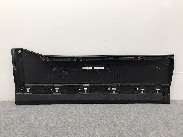 ヴォクシー/ノア/Si/ZS 80系/ZRR80W/ZRR85W 純正 右フロントドア サイドパネル 76903-28160/76913-28130 ブラッキッシュアゲハガラス 221(127808)