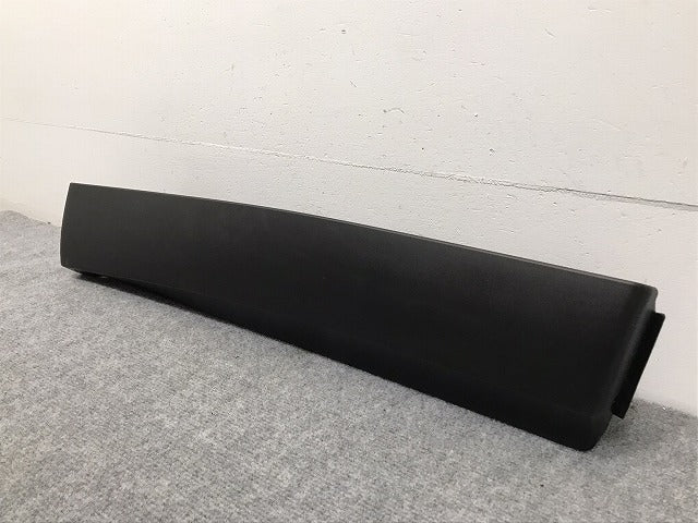 新車取り外し!クラウン/クロスオーバー TZSH35/AZSH35 純正 右リアドア サイドパネル アンダーパネル 75077-30030 素地 トヨタ(127828)