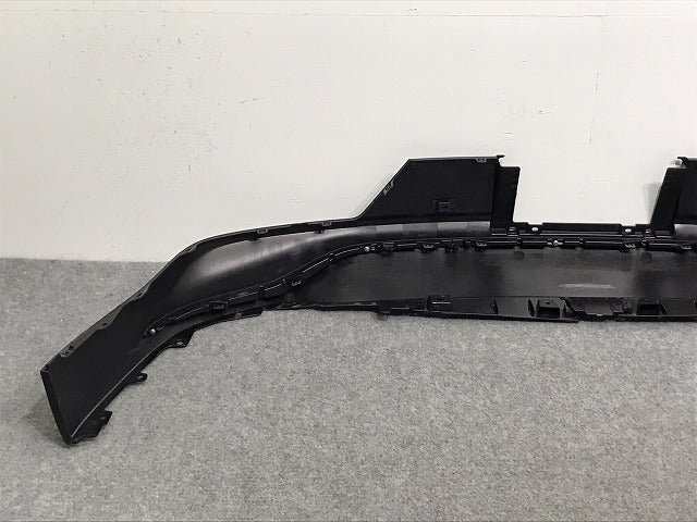 新車外し!クラウン/クロスオーバー TZSH35/AZSH35 純正 リア スポイラー/アンダースポイラー/ディフューザー 52169-30320/30 素地 トヨタ(127832)