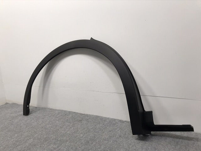 新車取り外し!クラウン/クロスオーバー TZSH35/AZSH35 純正 右リア フェンダーアーチモール/オーバーフェンダー 75605-30210 素地 トヨタ(127846)