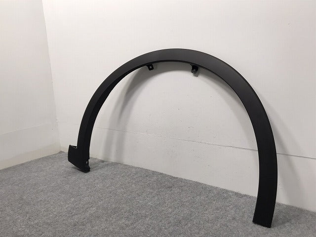 新車取り外し!クラウン/クロスオーバー TZSH35/AZSH35 純正 右フロント フェンダーアーチモール/オーバーフェンダー 75601-30130 素地 トヨタ(127848)