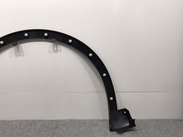 新車取り外し!クラウン/クロスオーバー TZSH35/AZSH35 純正 右フロント フェンダーアーチモール/オーバーフェンダー 75601-30130 素地 トヨタ(127848)