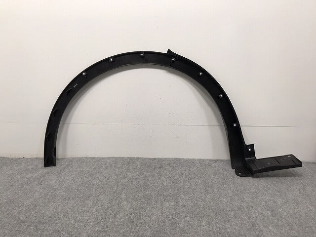 新車取り外し!クラウン/クロスオーバー TZSH35/AZSH35 純正 左リア フェンダーアーチモール/オーバーフェンダー 75606-30210 素地 トヨタ(127849)