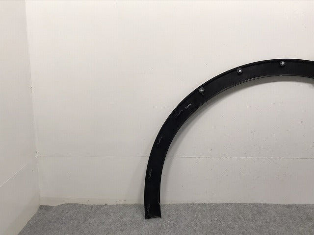 新車取り外し!クラウン/クロスオーバー TZSH35/AZSH35 純正 左リア フェンダーアーチモール/オーバーフェンダー 75606-30210 素地 トヨタ(127849)