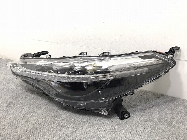 カローラ/クロス/ハイブリッド/HV ZSG10/ZVG11/ZVG15 純正 左 ヘッドライト/ランプ LED レベライザー 刻印Z HASCO 16-177 トヨタ(127850)