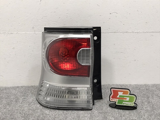 新品!タント カスタム L375S/L385S 純正 前期 左 テールランプ/ライト/レンズ ハロゲン TOKAIDENSO 20507 81561-B2230 ダイハツ(127855)