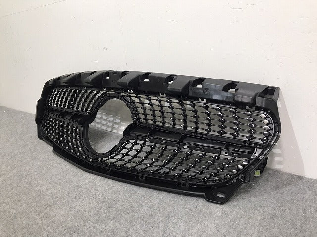 新品!CLAクラス C117/2013-2016 純正 前期 フロント グリル/ダイヤモンドグリル A117 888 1160 1178801303 メルセデスベンツ(127926)