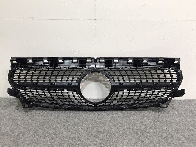 新品!CLAクラス C117/2013-2016 純正 前期 フロント グリル/ダイヤモンドグリル A117 888 1160 1178801303 メルセデスベンツ(127926)