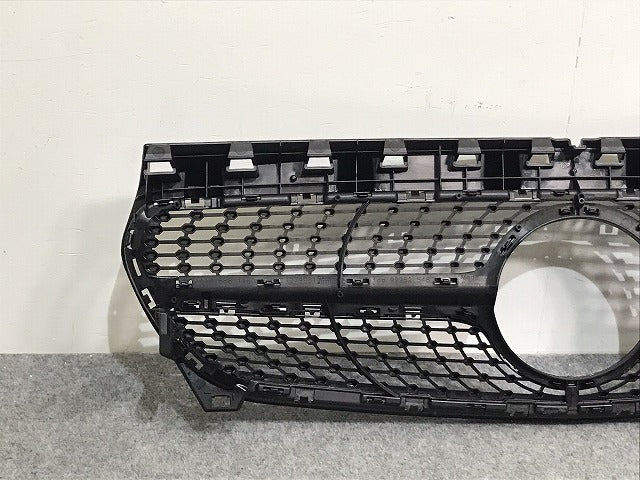 新品!CLAクラス C117/2013-2016 純正 前期 フロント グリル/ダイヤモンドグリル A117 888 1160 1178801303 メルセデスベンツ(127926)