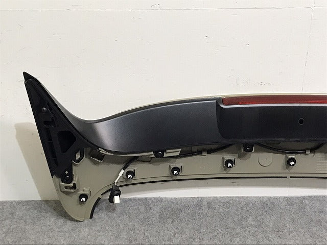 新車外し!ヴェゼル/VEZEL RV3/RV4/RV5/RV6 純正 リアスポイラー/ルーフスポイラー/ウィング ストップランプ付き 74900-3M0 YR656P(128009)