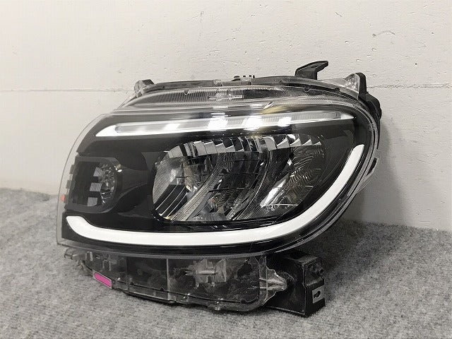 タント/シフォン LA650S/LA660S/LA650F/LA660F 純正 左 ヘッドライト/ランプ LED レベライザー KOITO 100-69074 ダイハツ/スバル(128017)