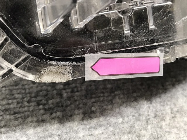 タント/シフォン LA650S/LA660S/LA650F/LA660F 純正 左 ヘッドライト/ランプ LED レベライザー KOITO 100-69074 ダイハツ/スバル(128017)