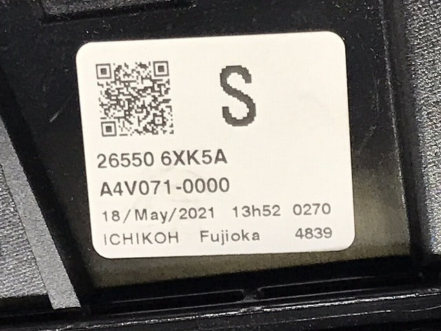 ノート NOTE E13/SNE13 純正 右 テールランプ/フィニッシャーランプ ハロゲン 刻印S ICHIKOH D270/26550 6XK5A 日産(128027)