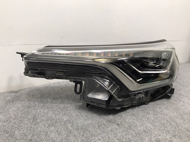 C-HR/CHR ZYX10/ZYX11/NGX50/NGX10 純正 前期 左 ヘッドライト/ランプ LED 刻印4 KOITO 10-101 トヨタ(128047)