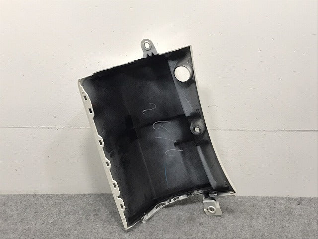 セレナ C27 純正 前期 右 リア コーナーカバー/コーナーパネル 85230 5TA0H ブリリアントホワイトパール QAB 日産(128049)