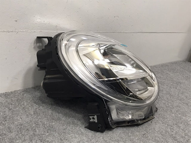 キャスト/ピクシスジョイ LA250S/LA260S/LA250A/L260A 純正 右 ヘッドライト/ランプ LED レベライザー 100-69020 81130-B2620(128086)