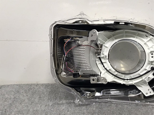 新品!ムーヴ/キャンバス/キャンパス LA850S/LA860S 純正 左 ヘッドライト/ランプ レンズのみ 8110B-B2060 ダイハツ(128153)