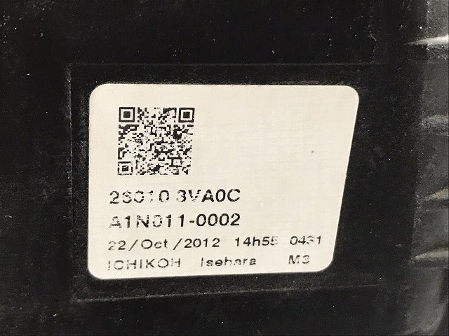 ノート E12/HE12/NE12/SNE12 純正 前期 右 ヘッドライト/ランプ ハロゲン レベライザー ICHIKOH 1868/26010 3VA0C 日産(128206)