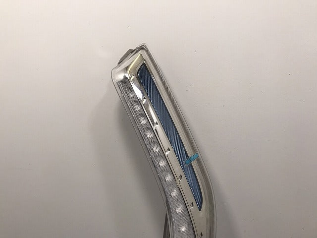 リーフ/LEAF AZE0/ZE0 純正 右 テールランプ/ライト/レンズ LED 刻印H ICHIKOH D115 日産(128228)