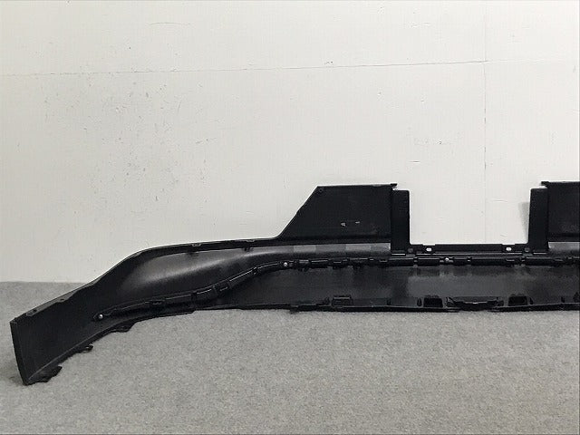 新車取り外し!クラウン/クロスオーバー TZSH35/AZSH35 純正 リア バンパーアンダーカバー/ディフューザー/下部 52169-30320/30 素地 トヨタ(128261)