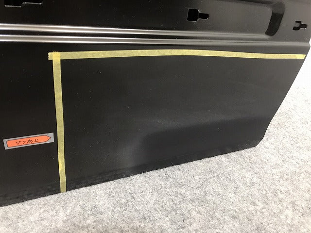 新品!Cクラス W203/2000-2007 純正 右フロントドア 203720020567 未塗装 メルセデスベンツ(128376)