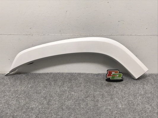 新車外し!ランドクルーザー/ランクル FJA300W/VJA300W 純正 左リア フェンダーアーチモール/オーバーフェンダー 75078-60060/1/2 ホワイトパール 090(128381)