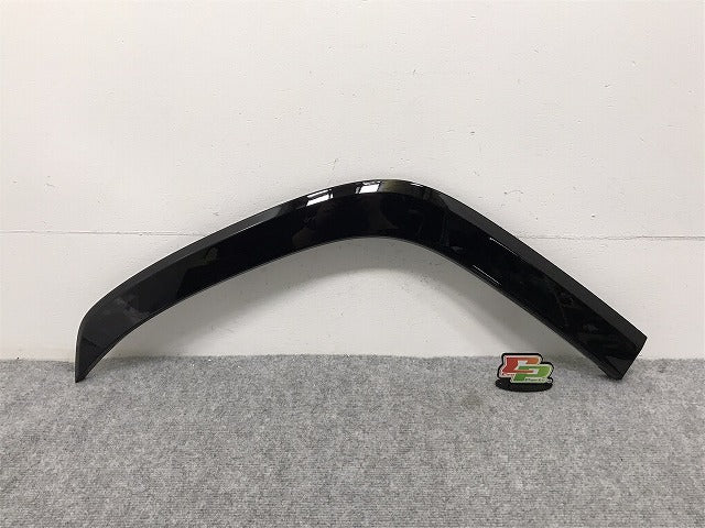 新車取り外し!ランドクルーザー/ランクル FJA300W/VJA300W 純正 右リア クォーター/オーバーフェンダー/アーチモール 75605-60120/1/2 ブラック 202(128382)