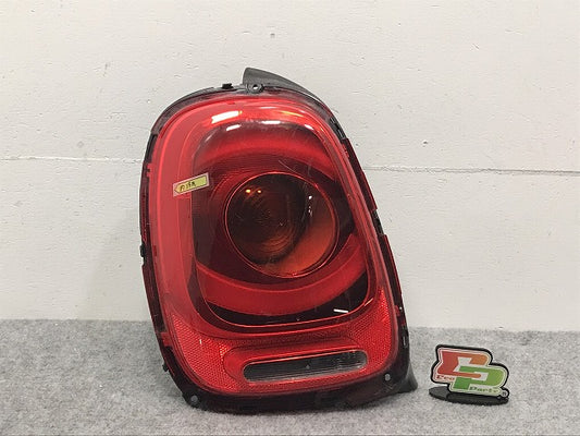MINI/ミニ/クーパー F55/F56/F57 純正 左 テールランプ/ライト/レンズ LED 6321 7297413-12 BMW(128398)
