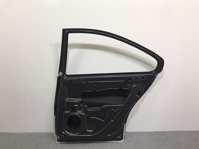 新品!S60 RB系 純正 右 リア ドア V30796489/30796489 未塗装 ボルボ(128481)