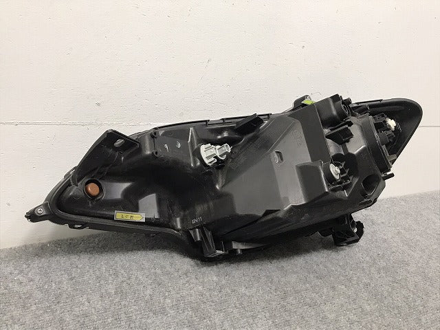 フィット/ハイブリッド GP5/GP6 純正 前期 右 ヘッドライト/ランプ ハロゲン レベライザー 刻印1 STANLEY W0349 ホンダ(128530)