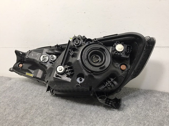 フィット/ハイブリッド GP5/GP6 純正 前期 右 ヘッドライト/ランプ ハロゲン レベライザー 刻印1 STANLEY W0349 ホンダ(128530)