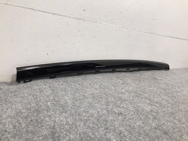 新品!Tロック/T-ロック A1DFF/A1DPC/A1DNFF フロント バンパーモール 2GA.853.101/B 2GA853101B041 ブラック フォルクスワーゲン(128535)