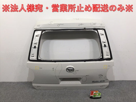 ミラ トコット/TOCOT LA550S/LA560S 純正 リアゲート 内張り付 67149-B2450 ホワイト パール W24 or W25 ダイハツ(128586)
