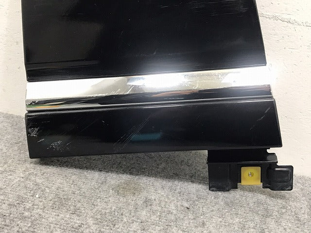 グランエース/GRANACE GDH303W 純正 右 サイドパネル \/サイドロワードパネル 76901-26050/60/76911-26050 ブラック 202 トヨタ(128634)