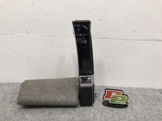 グランエース/GRANACE GDH303W 純正 右 クォーターパネル プロテクター/マットガード 76907-26050/60/76917-26040 ブラック 202 トヨタ(128667)